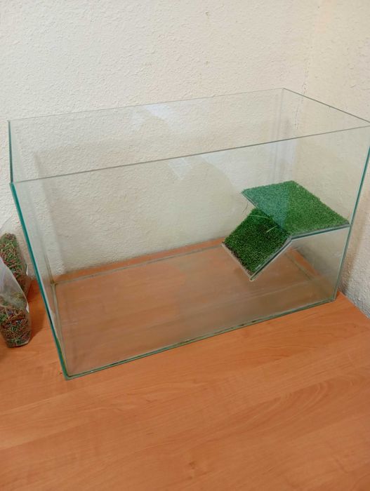 Аквариумы для черепах или рыб