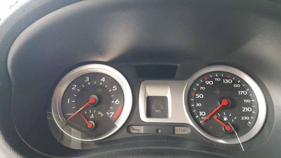 Renault Clio513919456316631045