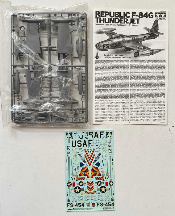 Tamiya_Republic F-84G Thunderjet. ESc.1:72. Completo e como novo.