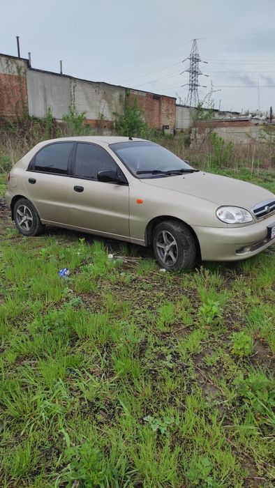 Продам lanos 1.5 2011