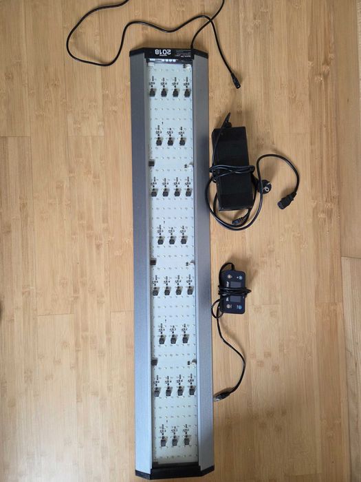 Aquamedic aquarius 120 v. 2018. Lampa do Akwarium