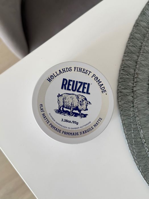 Pasta do włosów Reuzel clay matte pomade
