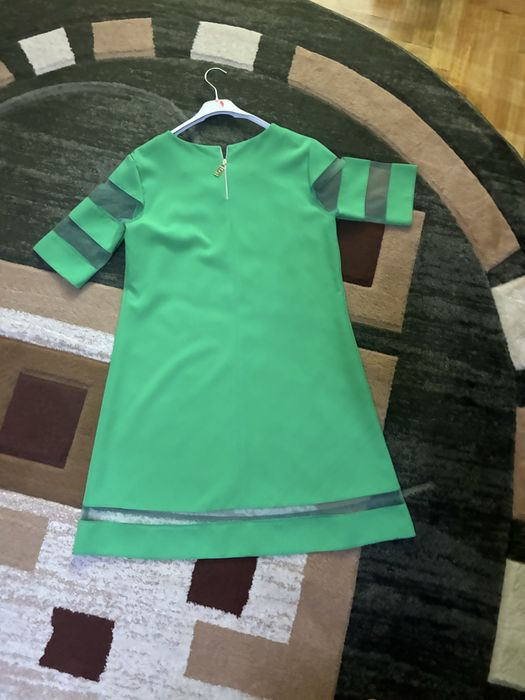 Нове плаття зеленого кольору