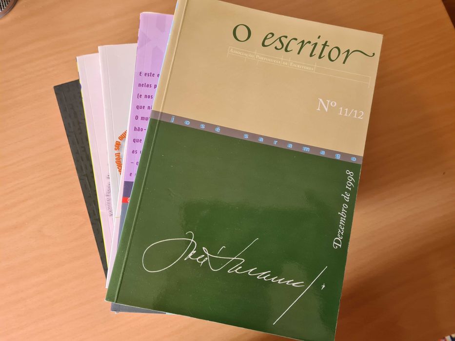 7 volumes da revista "Escritor", da APE