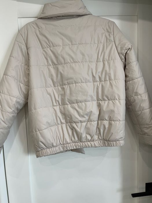 Куртка жіноча (46)