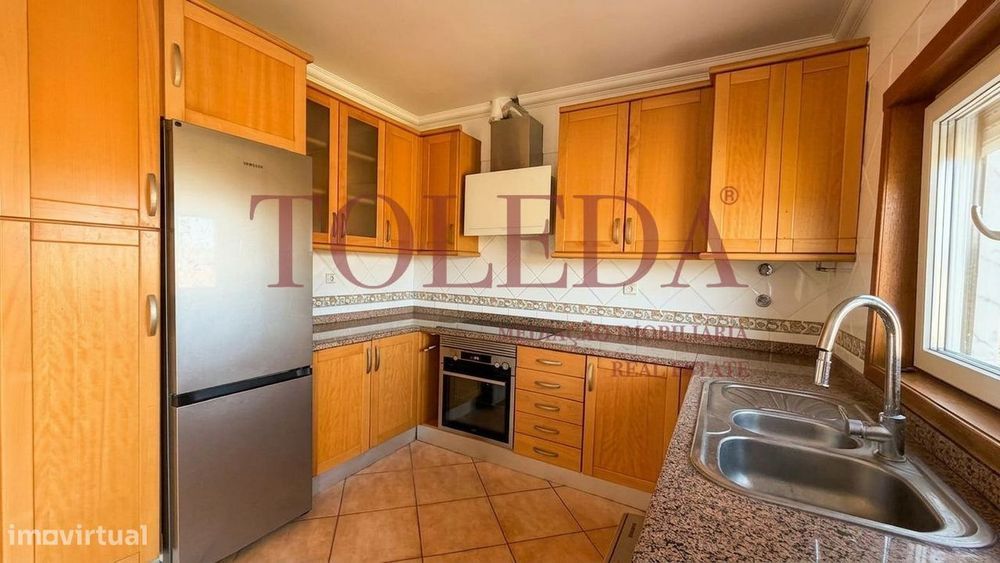 Moradia T3+1 com Terraço e Garagem