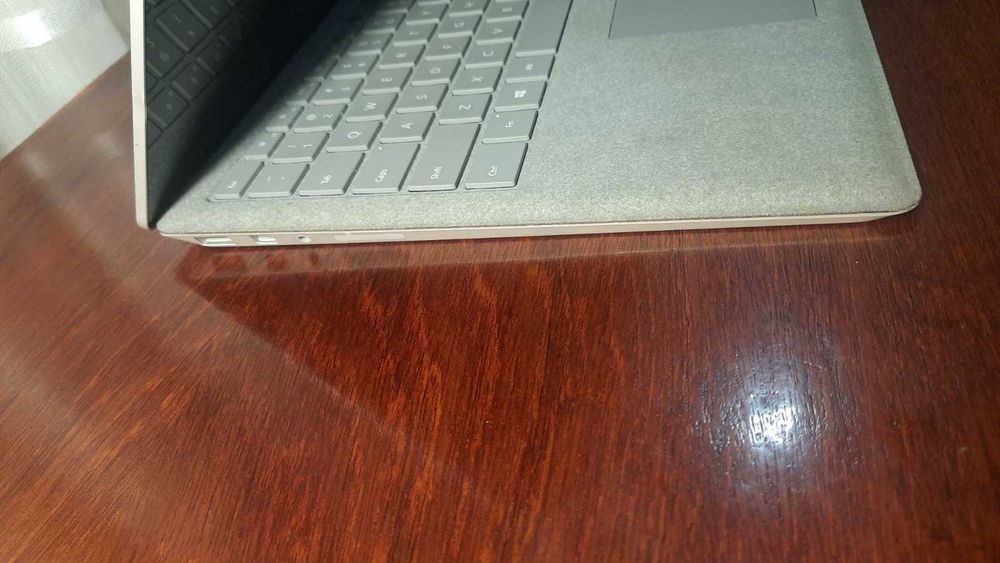 Ноутбуки Америки MICROSOFT SURFACE I5 7300U сенсорный