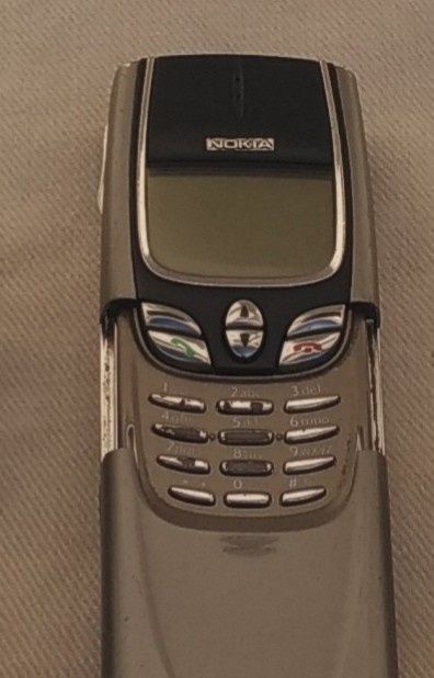 Telemóvel Nokia 8850