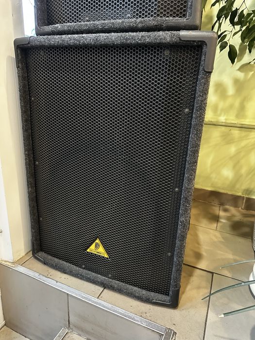 Акустика пасивні колонки behringer b1220, b1520