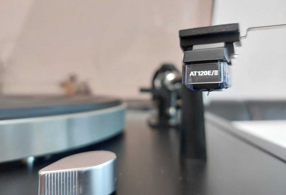 Проигрыватель винила Thorens TD 147 (+Audio Technica AT 120E original)