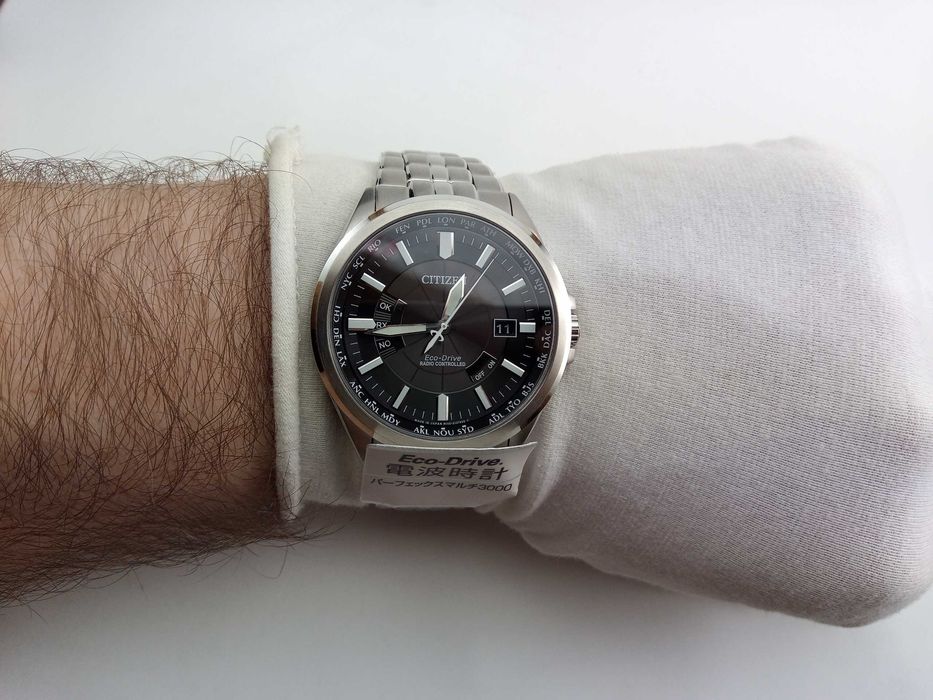 Citizen Eco-Drive CB0011-69E радиоконтроль, вечник, сапфир, Japan made