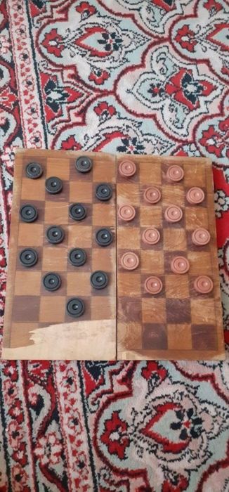Продам шашки 25 штук