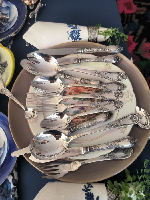 Мельхиоровый посеребренный столовый набор ЗИШ CLASSIC , УССР
