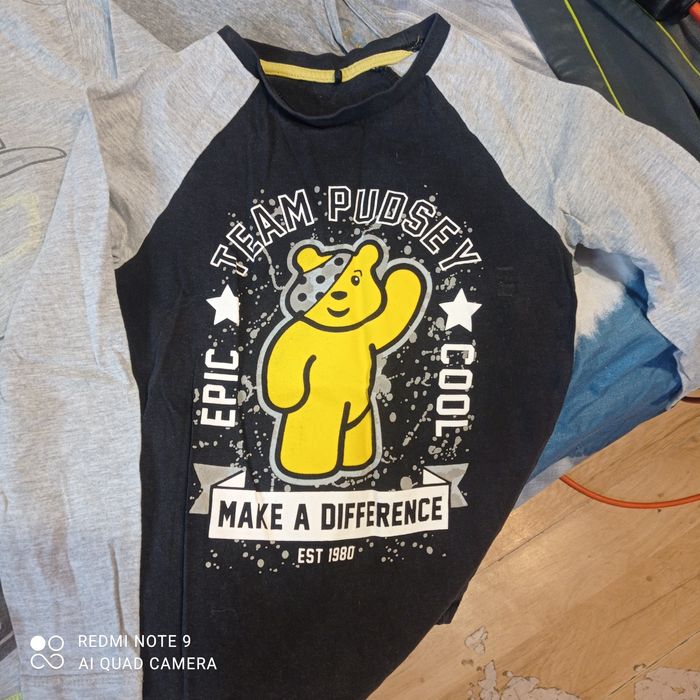 Zestaw dla chłopca rozm 116 koszulki sweterki