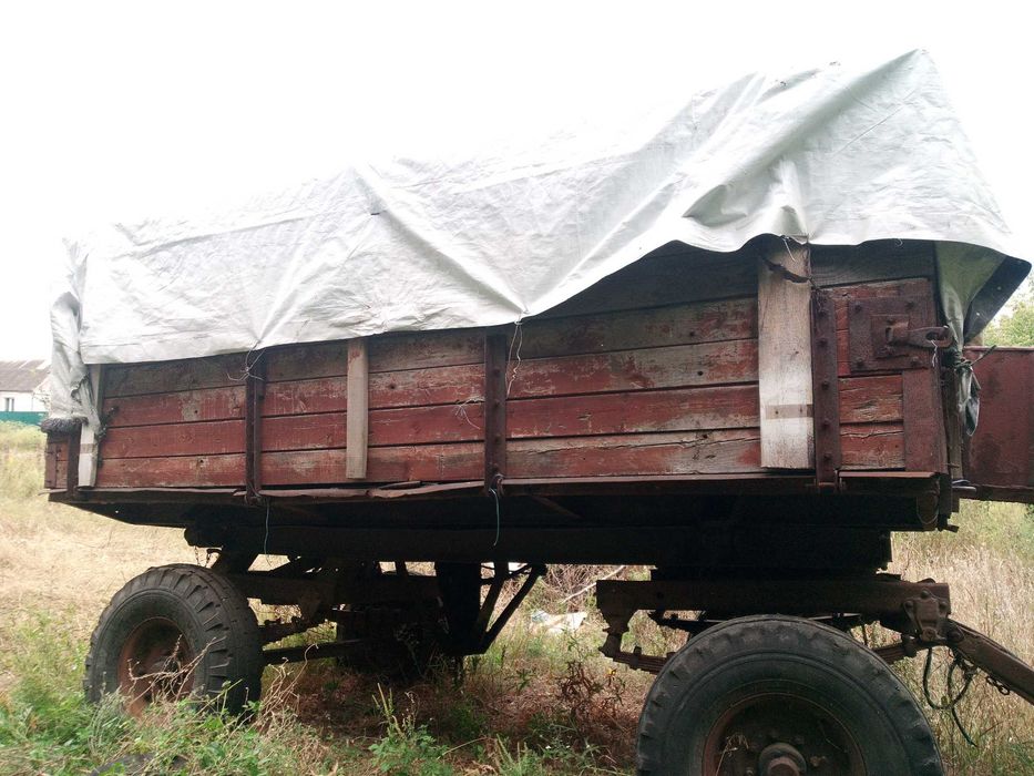 Причіп тракторний