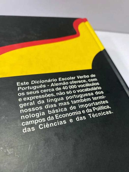 Dicionário Escolar Verbo de Alemão