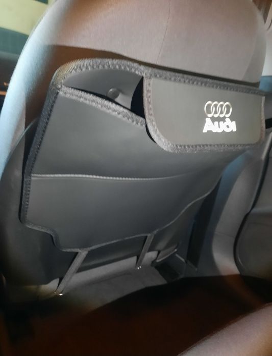 Audi bolsa para banco