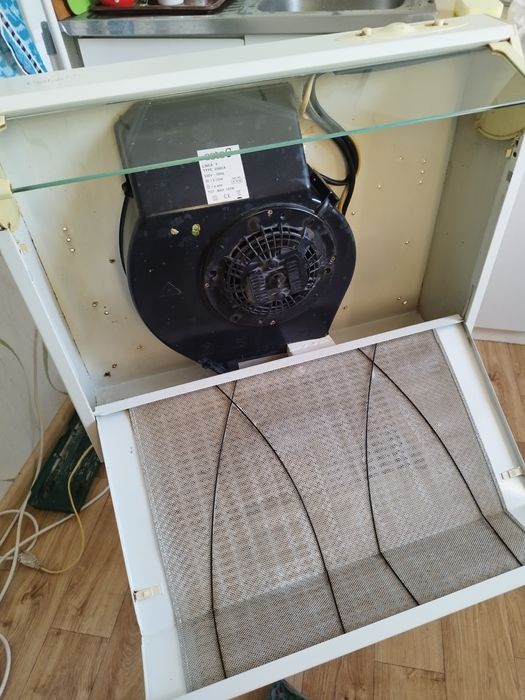 Витяжка для кухнї діюча