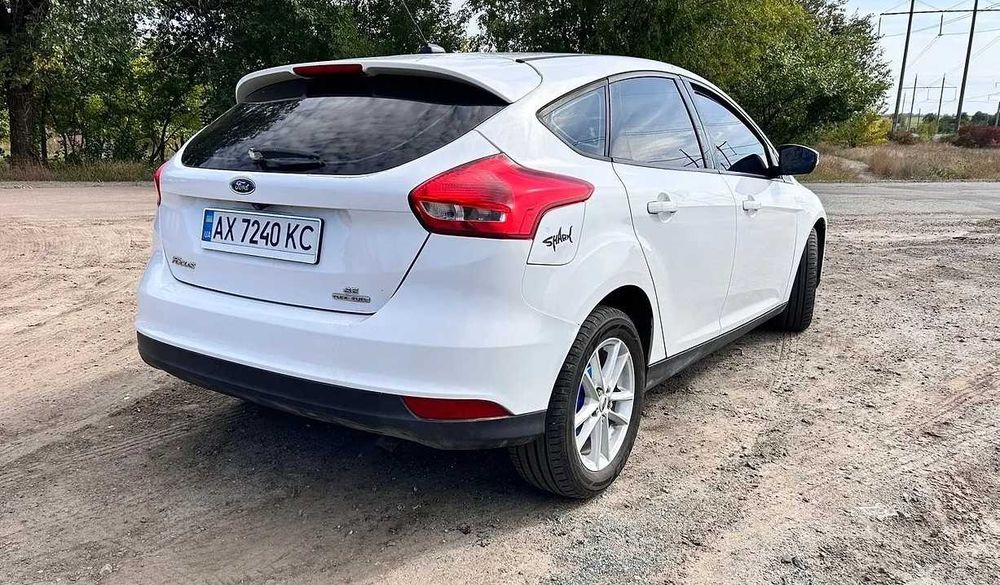 Ford Focus 2015.