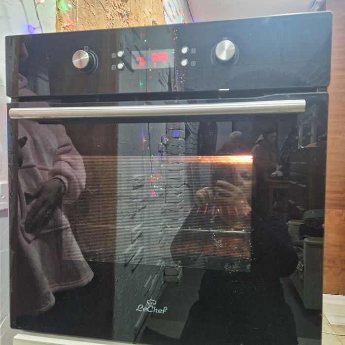 Варочьна Поверхня  Le Chef