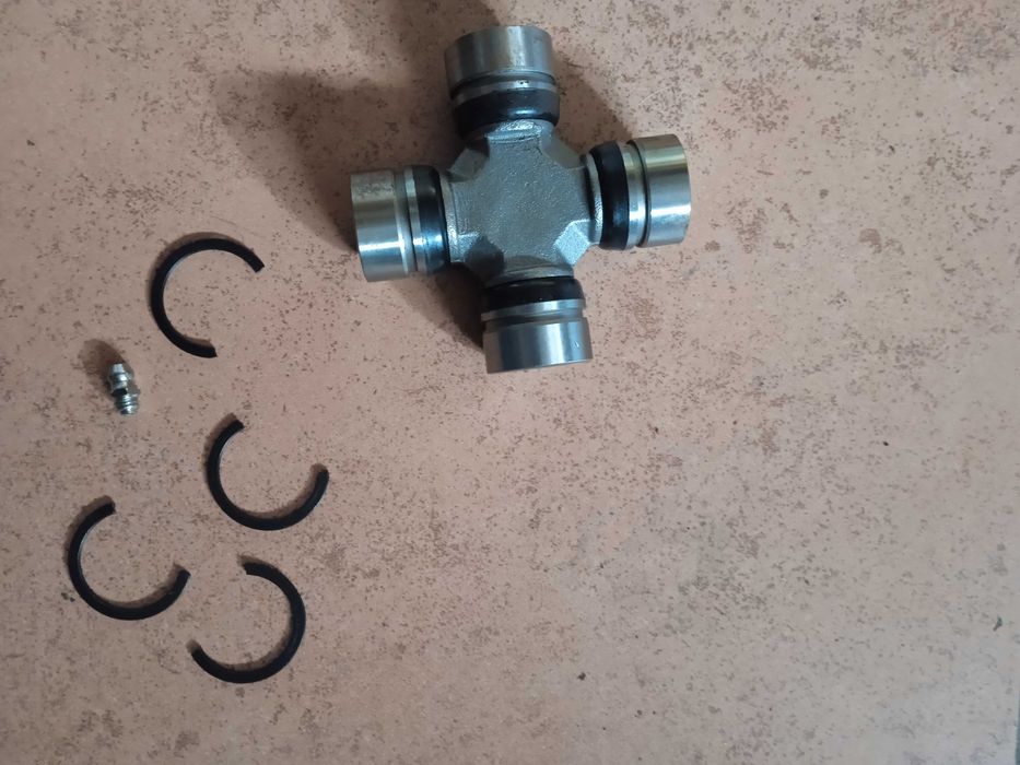 Krzyżak półosi bez ABS Jeep Cherokee Xj