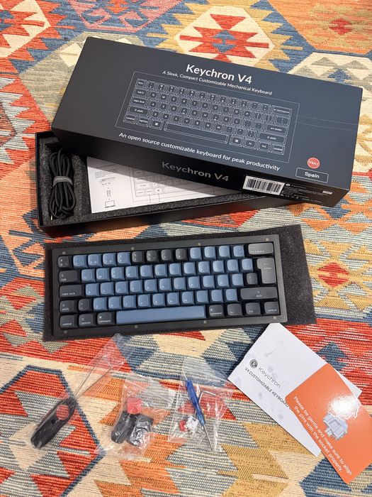 Keychron V4 QMK ISO ES