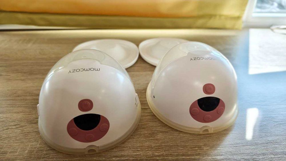 Молоковідсмоктувач Momcozy M5 бездротовий