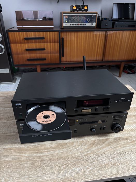 NAD 7130+CD5425 z pilotem