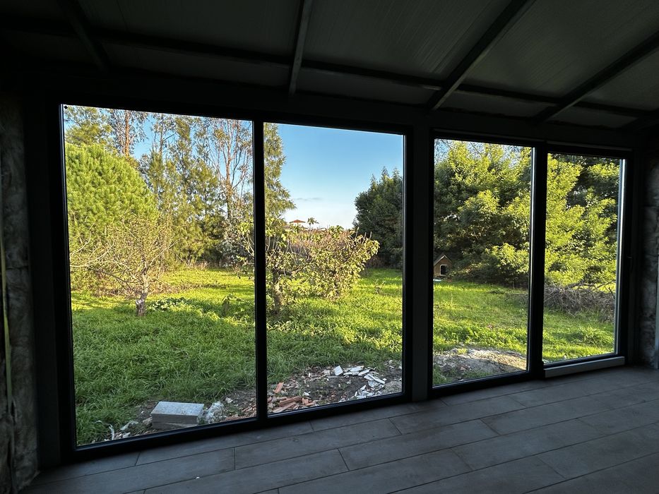 Aluga se estudio no lau a estrear