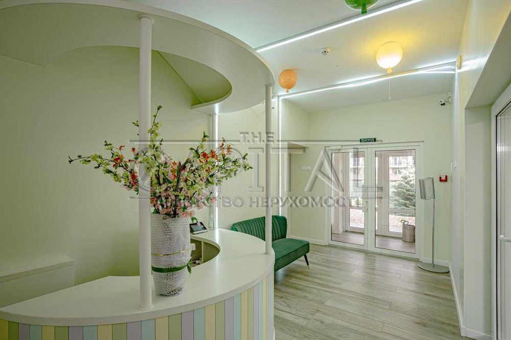 Продажа здания Голосеевский район, ул. Метрологическая, 56