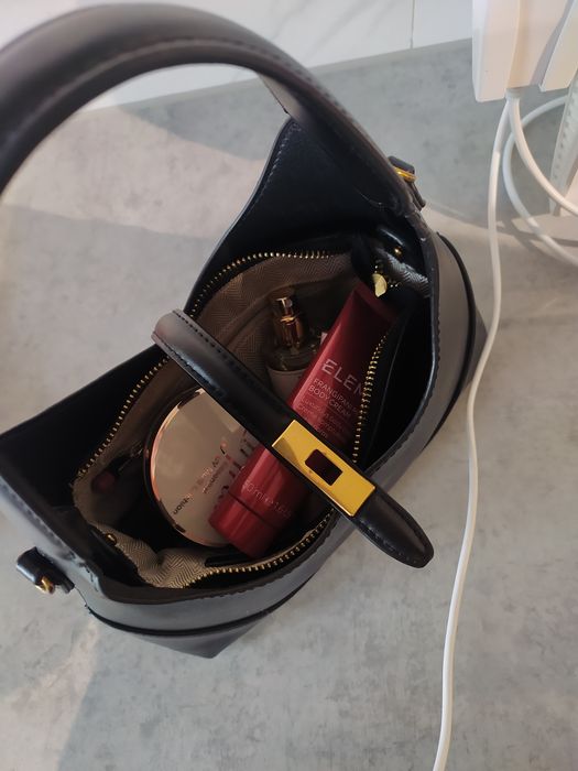 Ідеальна базова сумка