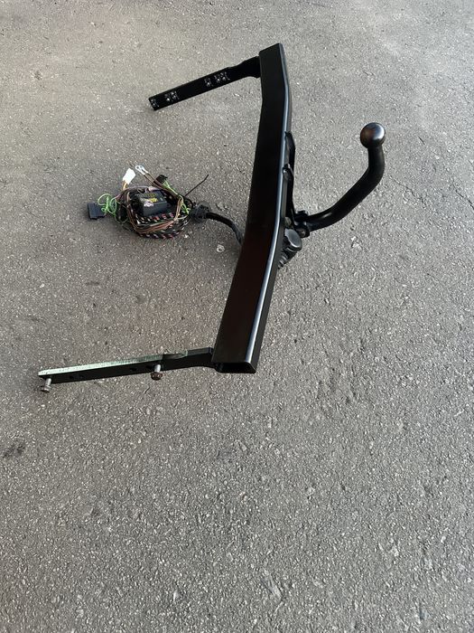 Фаркоп форкоп шкода фабія 2 skoda Fabia 2007/2014 рік оригінал