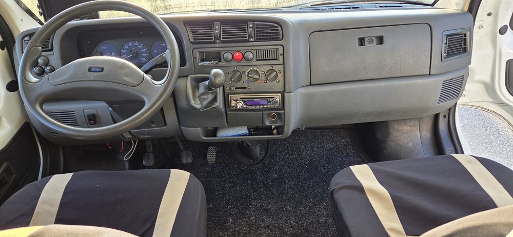 Autocaravana Caravans Internacional Carioca 40