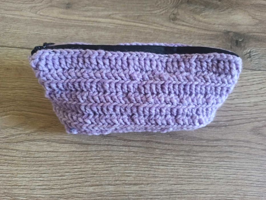 Piórnik, kosmetyczka - szydełko