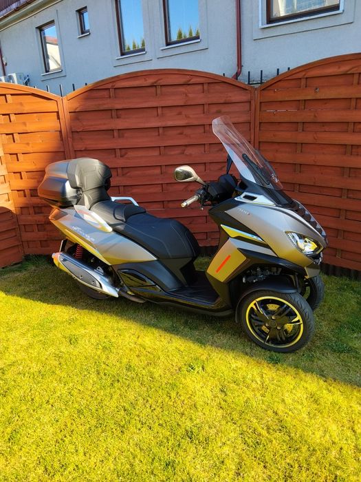 Skuter Peugeot metropolis SW