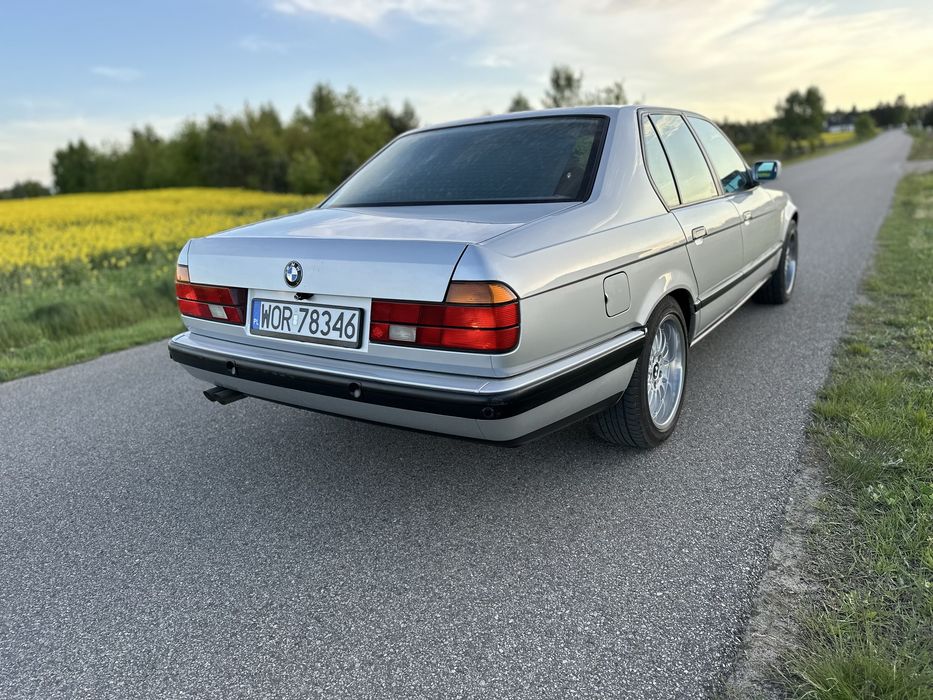 BMW E32 730 1992