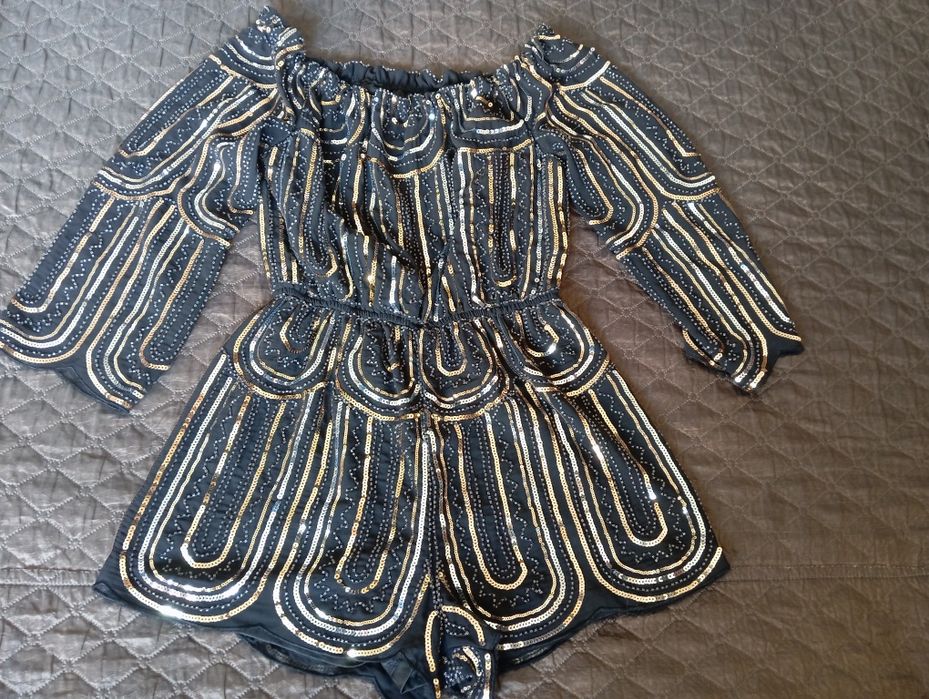 Комбінезон з паєтками