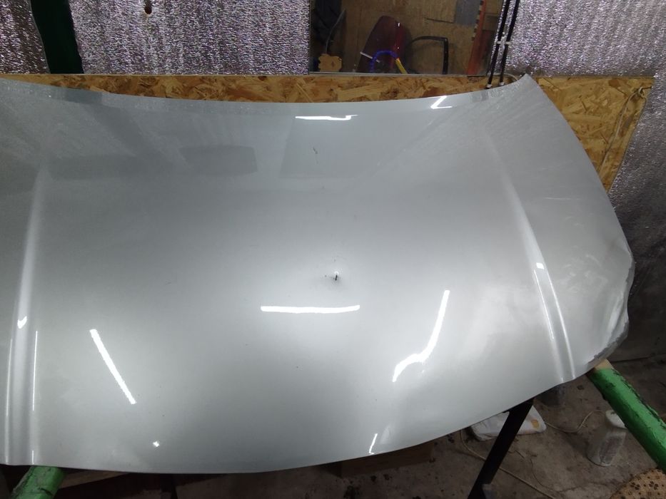 Капот Toyota Yaris