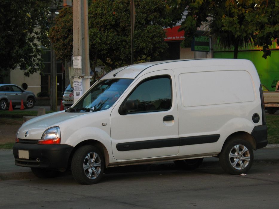 Tudo por 90 euros  peças Renault Kangoo 1.9D caixa velocidades e outros