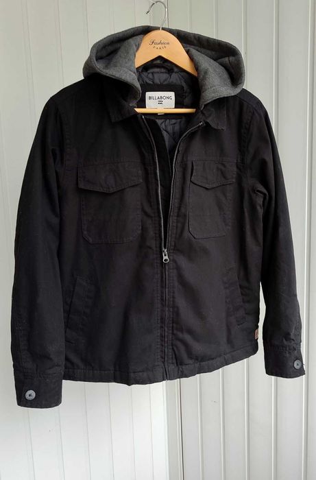 Billabong. Женская куртка карго с капюшоном. Размер М.