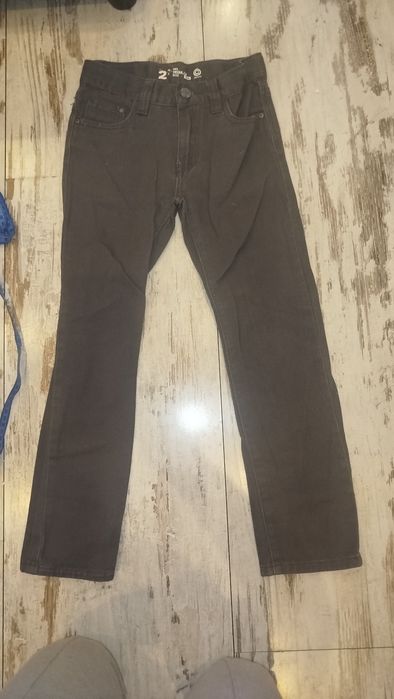 Jeansowe spodnie dla chłopca rozm 134