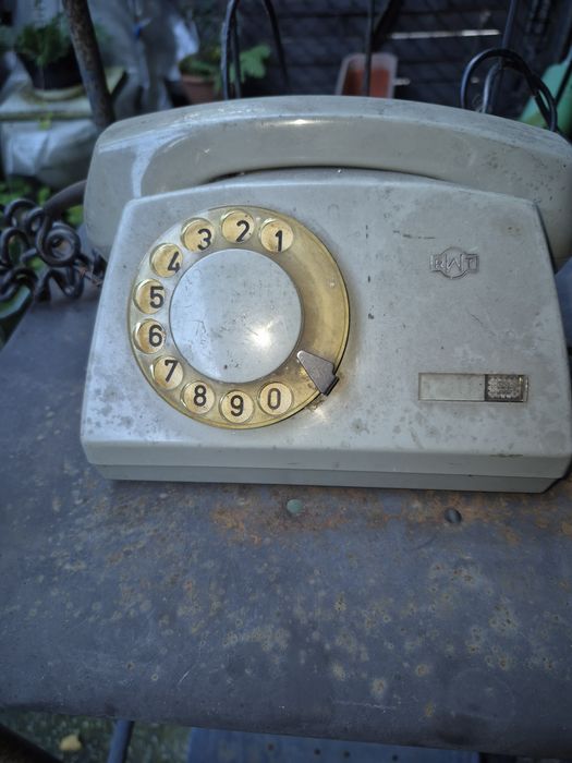 Stare telefony prl