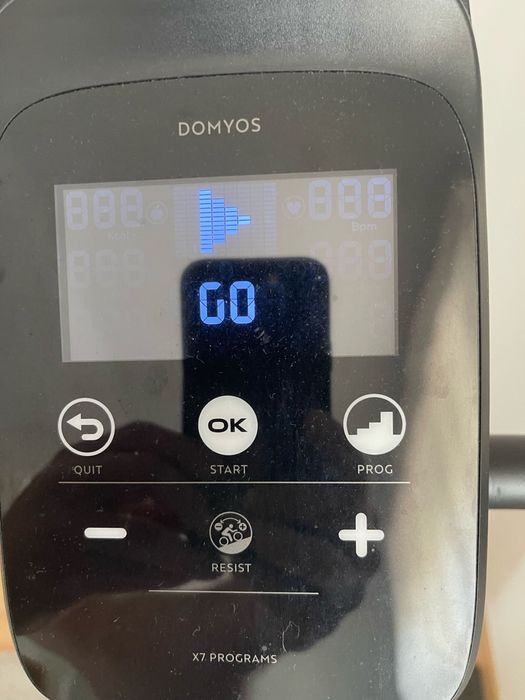 Bicicleta Estática e Banco de Flexōes/musculação