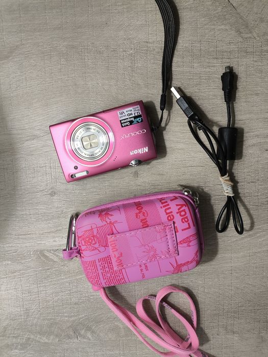 Máquina fotográfica Nikon S5200