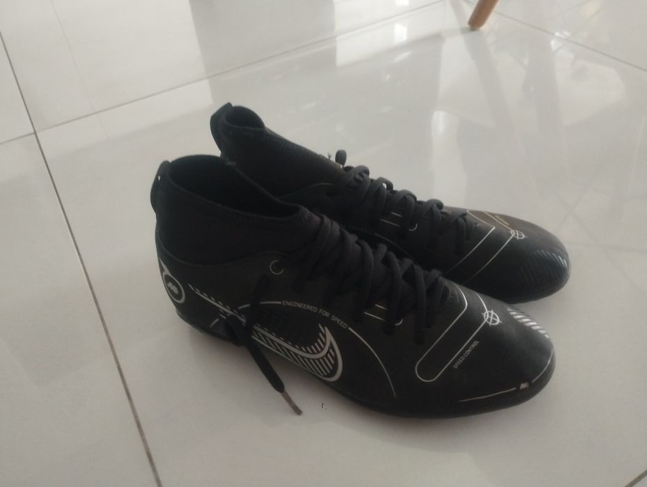 Sprzedam korki Nike.