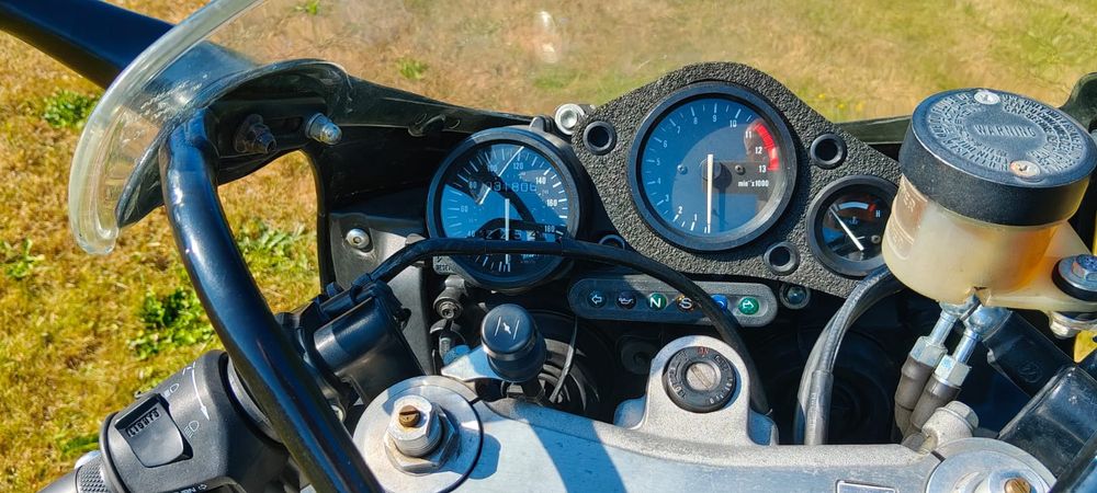 Honda CBR 900 RR
