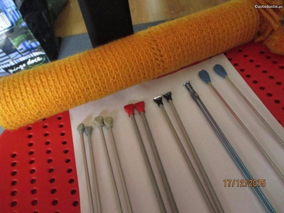 6 pares de agulhas para tricotar mais + depósito de agulhas