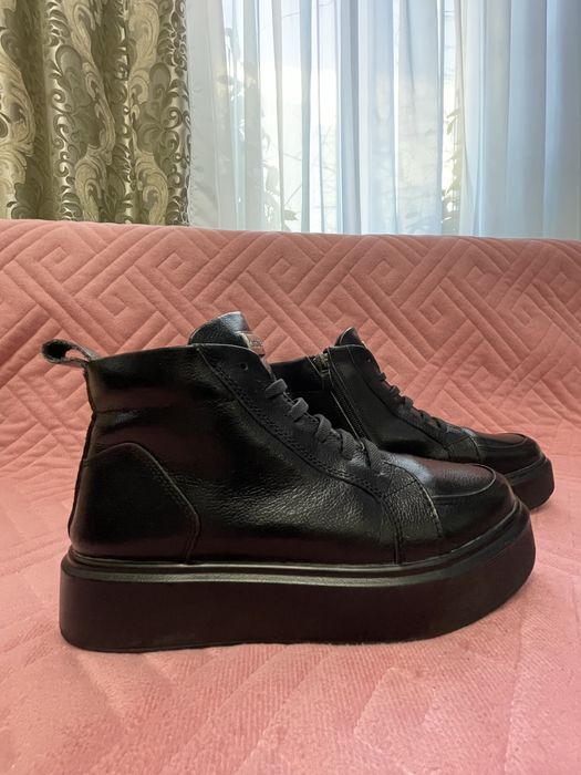 Хайтопи , черевики шкіра