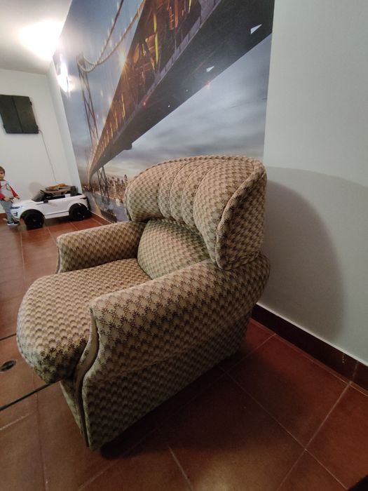 Sofá individual em ótimo estado