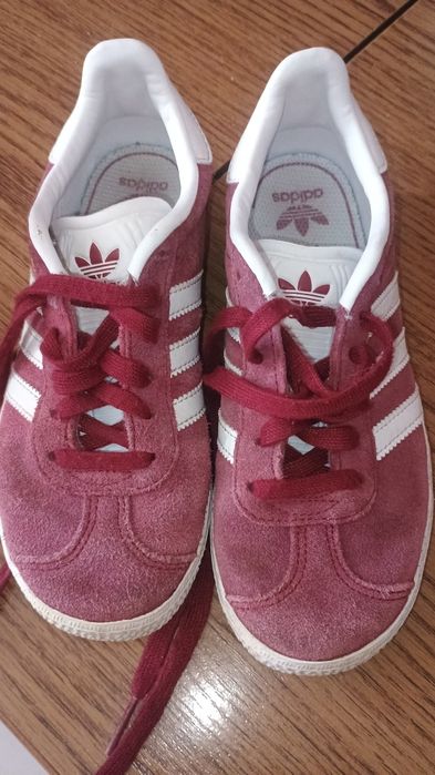 Buty  sportowe adidas 32